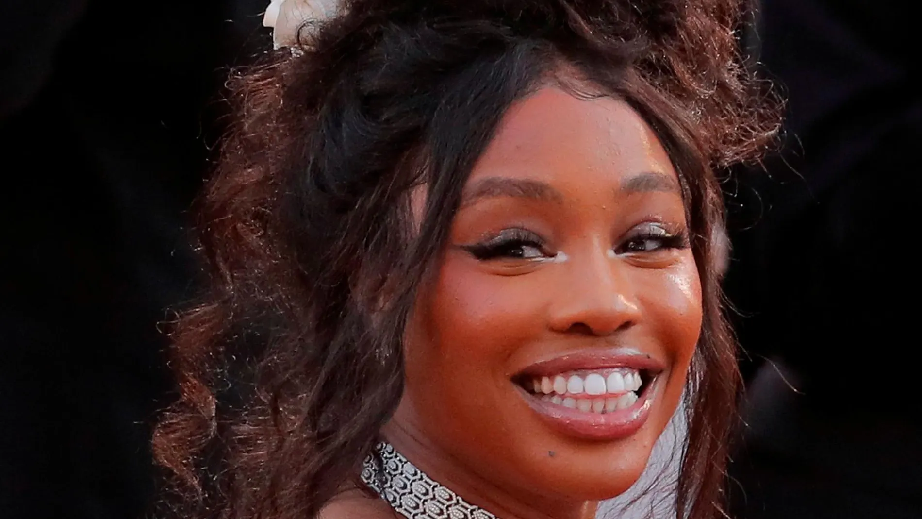 Sephora cierra sus tiendas en EEUU tras un incidente racista con la cantante SZA