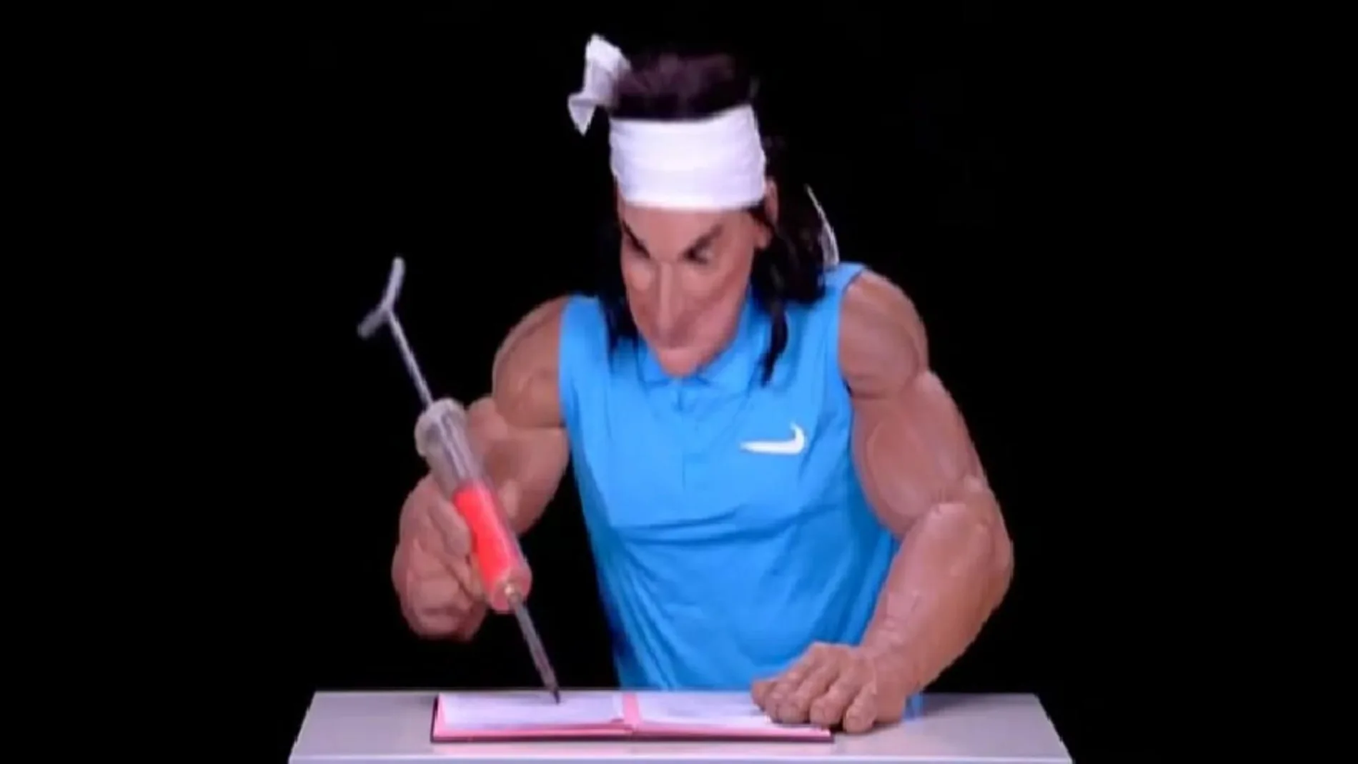 Un guiñol de Rafael Nadal ironizando sobre el dopaje, uno de los emblemas de Canal + Francia