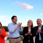 El candidato del PP a la Presidencia de la Junta, Alfonso Fernández Mañueco, junto al presidente del PP en Zamora, José María Barrios, la candidata a la Alcaldía, Mayte Martín, y la cabeza de lista a las Cortes autonómicas, Leticia García