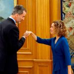 Felipe VI ha recibido a la presidenta del Congreso, Meritxell Batet, en la Zarzuela/Foto: Efe/Ballesteros