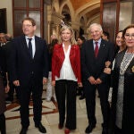 El presidente de la Generalitat, Ximo Puig, asistió ayer a la toma de posesión de la fiscal superior del Tribunal Superior de Justicia de la Comunitat Valenciana, Teresa Gisbert.