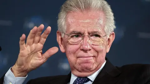 Mario Monti, durante su intervención en una conferencia en Cannes