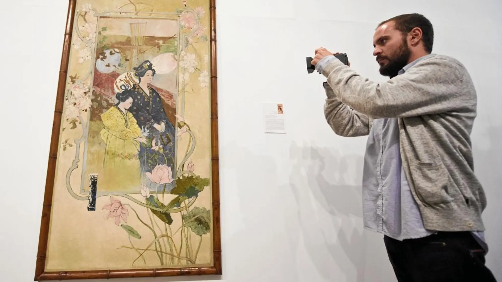 Una exposición rescata el lado «japonista» de Romero de Torres