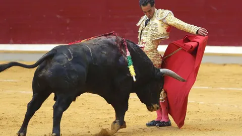Fandiño realiza una bernadina al segundo de Juan Pedro Domecq