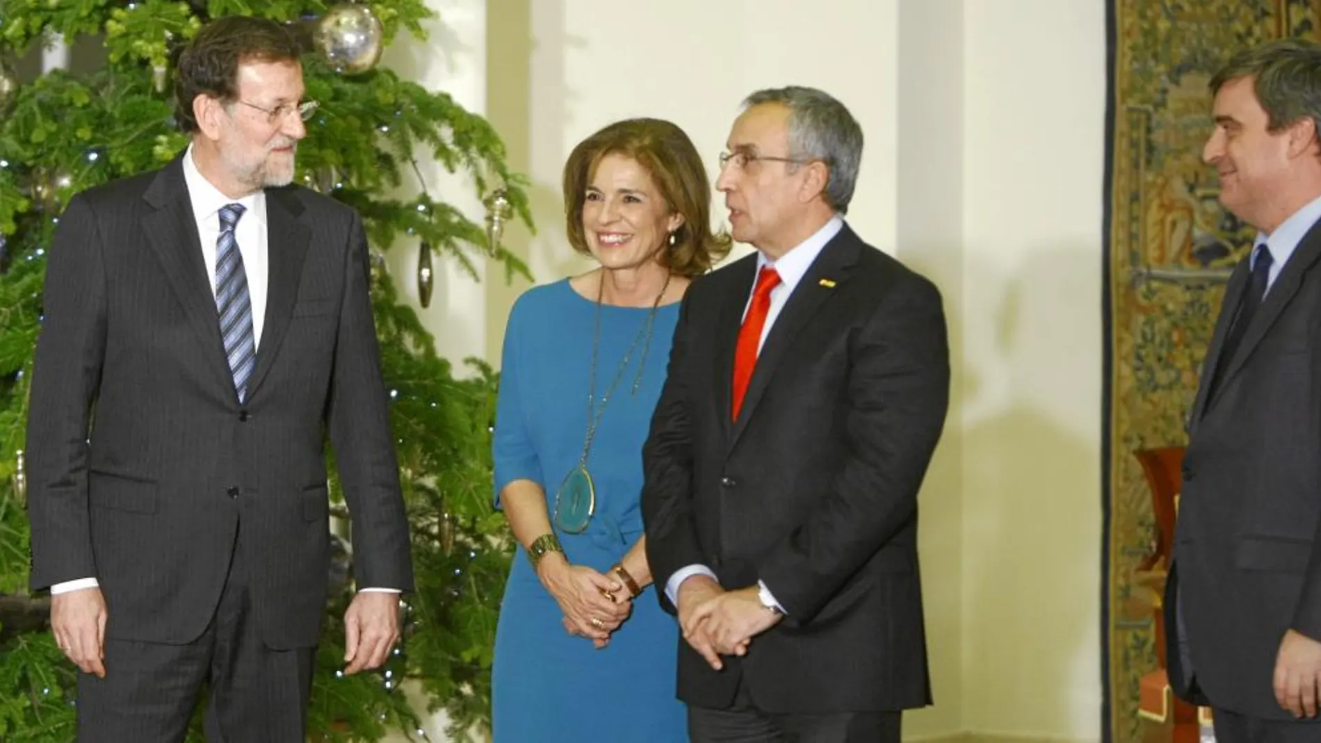 Mariano Rajoy, ayer con Ana Botella, Alejandro Blanco y Miguel Cardenal en La Moncloa