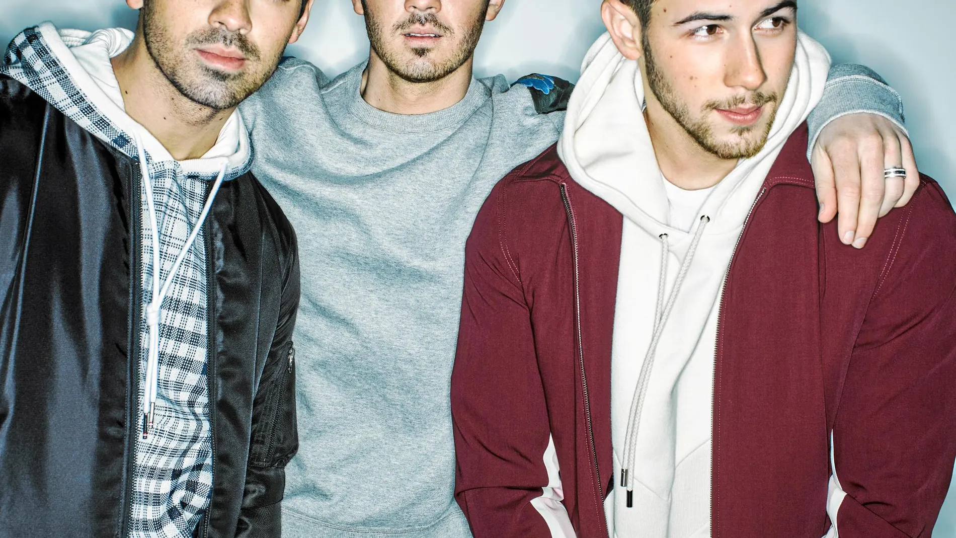 Los hermanos (de izda. a dcha.) Joe, Kevin y Nick Jonas vuelven juntos con álbum y gira. Foto: Peggy Sirota