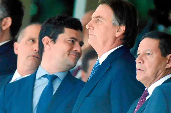 El ministro de Justicia amenaza con abandonar a Bolsonaro