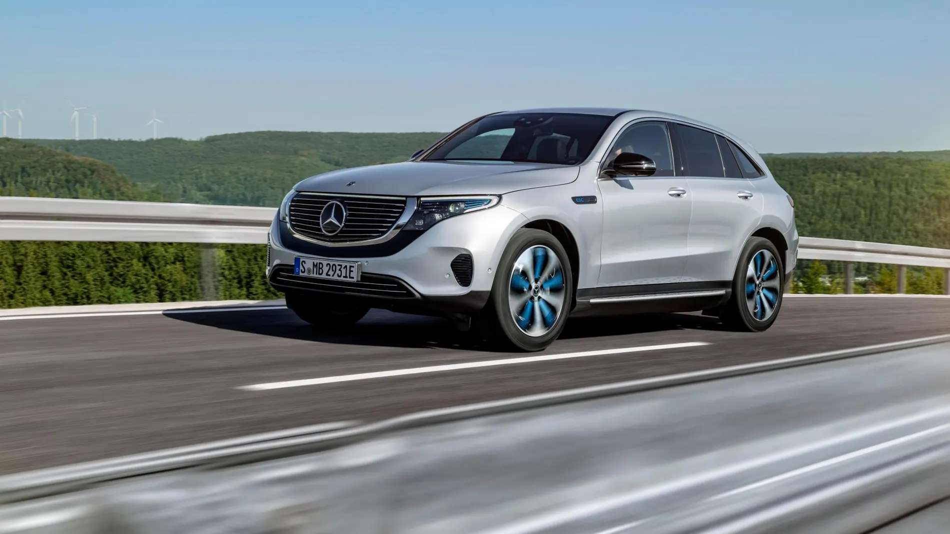 El Mercedes EQC marca una nueva etapa eléctrica para el fabricante Mercedes-Benz.