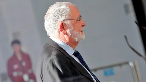 El expresidente de Les Corts, Juan Cotino, dijo que colaboró en la organización de la visita del Papa por sus conocimientos en materia de seguridad.