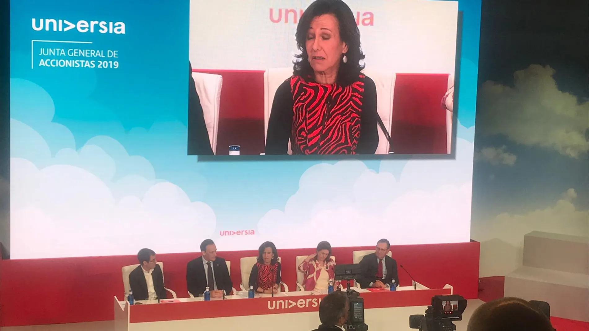 La presidenta del Santander, Ana Botín, interviene en la junta de accionistas de Universia