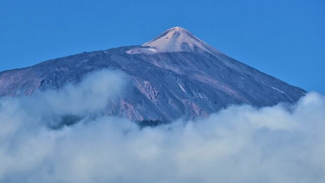 Nuevo “enjambre sísmico” bajo el Teide: registran hasta 350 sismos