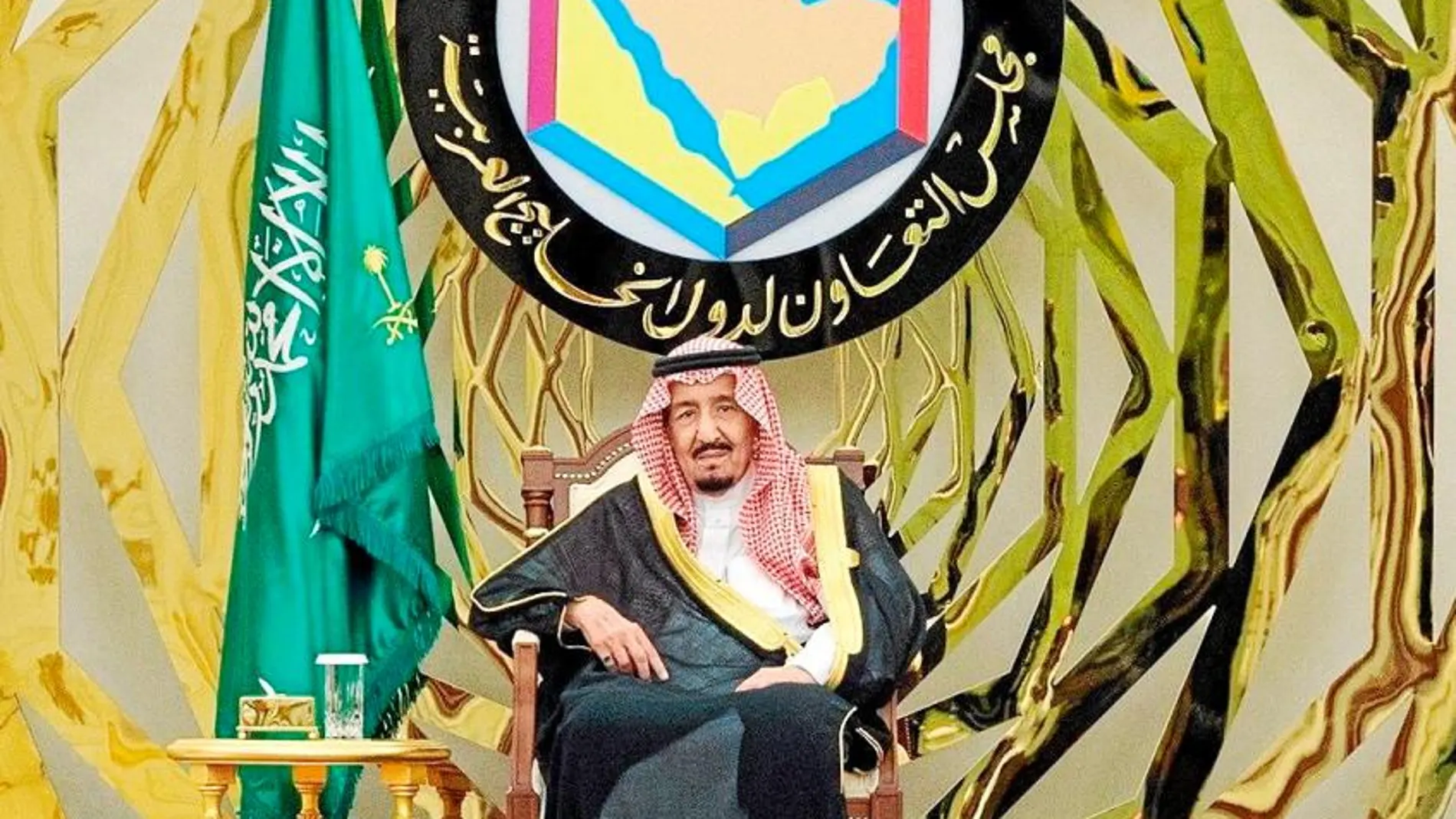 El rey Salman de Arabia Saudí ejerce de anfitrión en La Meca de tres cumbres con los países árabes e islámicos contra el ascenso iraní en Oriente Medio / Efe