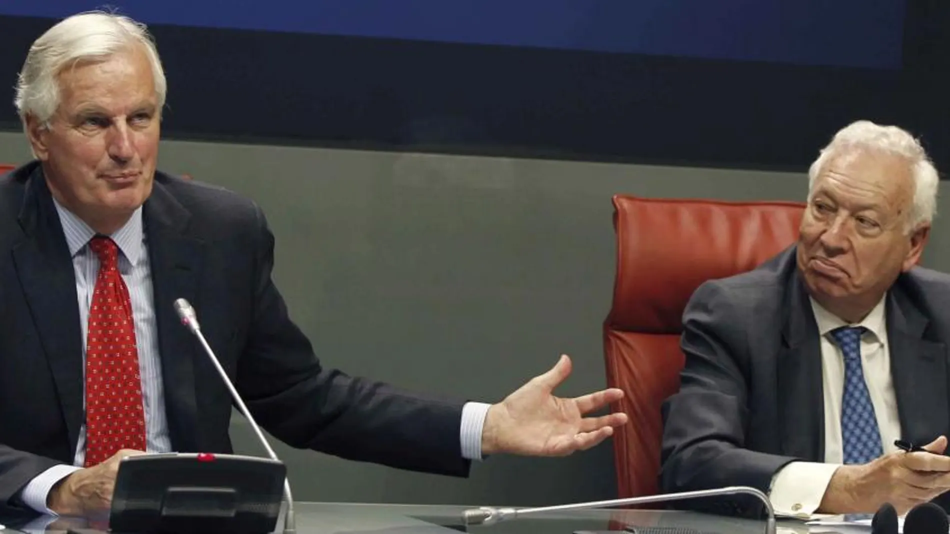 José Manuel García-Margallo, junto al comisario responsable del Mercado Interior y los Servicios, Michel Barnier, hoy en Madrid