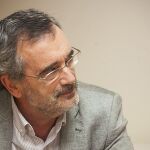 El catedrático de Filosofía Contemporánea de la Universidad de Barcelona, Manuel Cruz, es el elegido por Pedro Sánchez para impulsar la reforma del Senado