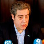El presidente provincial de VOX Valencia, Jose María Llanos, durante el desayuno informativo ofrecido esta mañana en el Casino de Agricultura