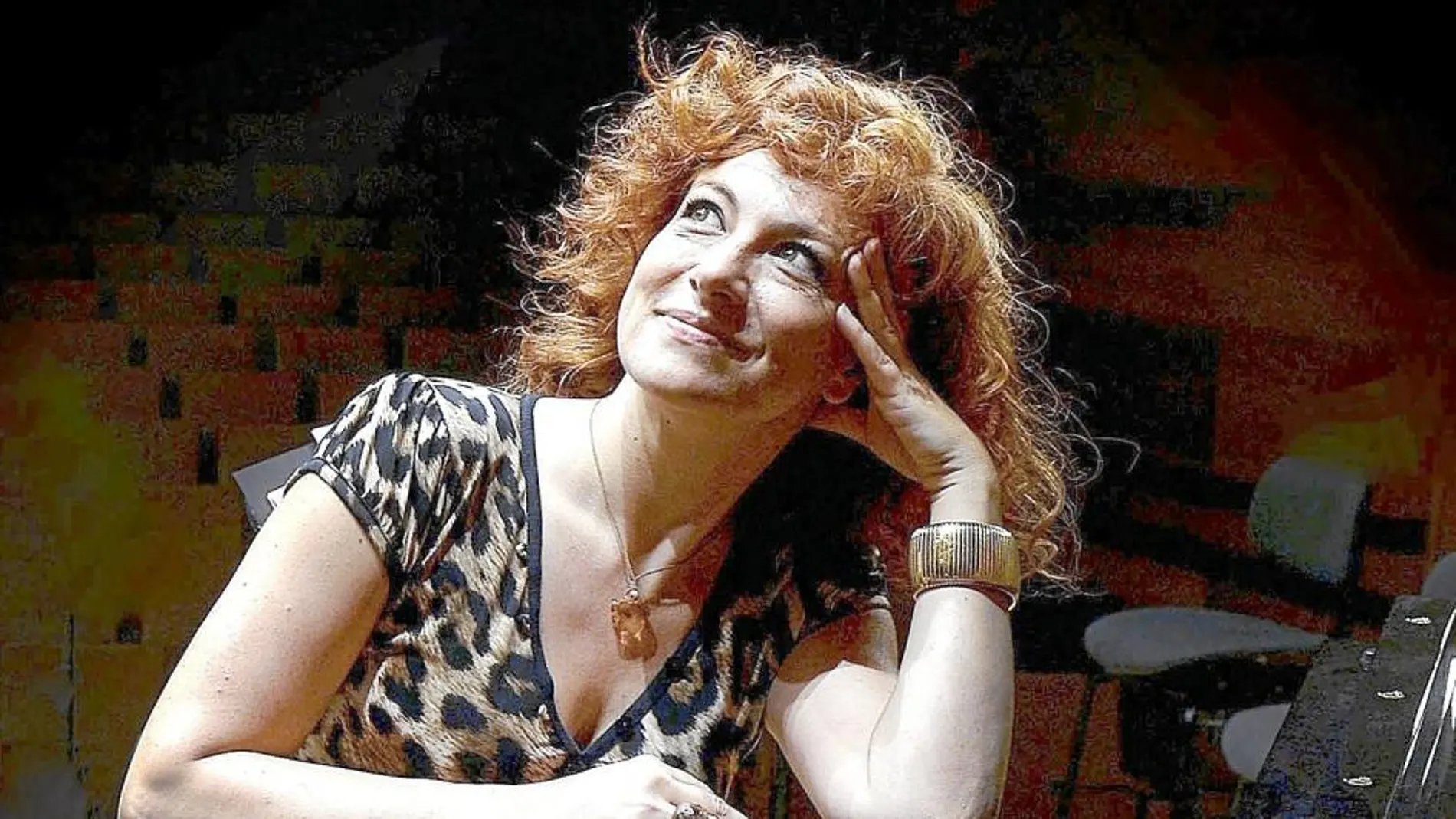 La soprano Pilar Jurado, durante los ensayos que está llevando a cabo en el Centro Cultural Miguel Delibes de Valladolid
