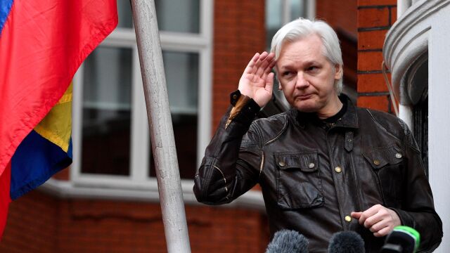 Julian Assange, durante su estancia en la embajada de Ecuador en Londres /Efe