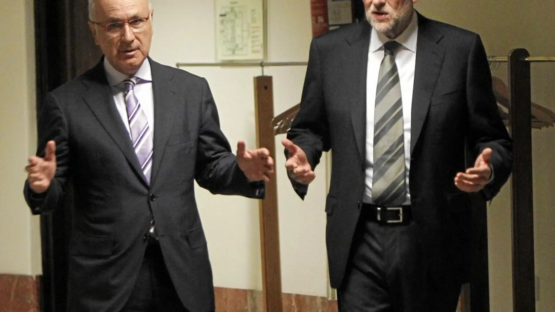 El dirigente de UDC ha hecho tradicionalmente causa en Madrid con un perfil más moderado, más centrista. En la imagen, con Mariano Rajoy