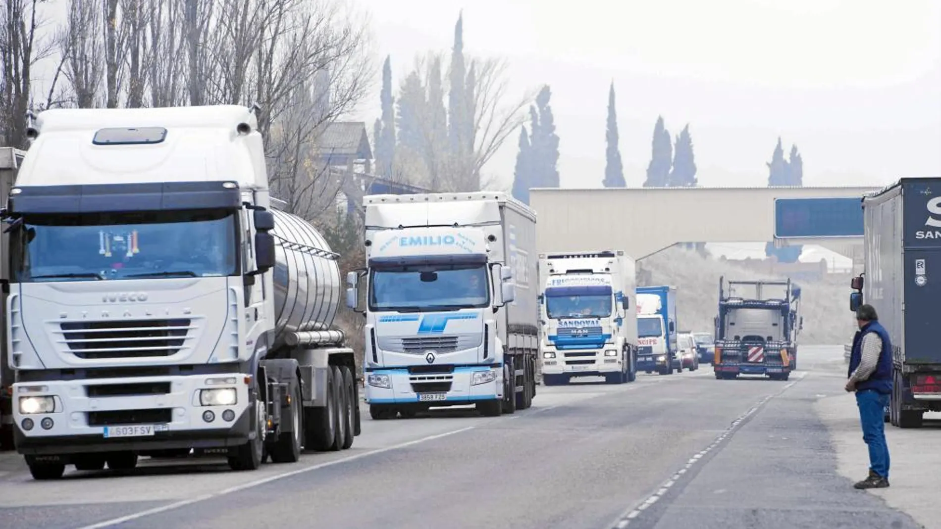 Cada vez está siendo mayor el alto número de empresas de transporte de mercancías y viajeros que circulan por Castilla y León sin la autorización correspondiente