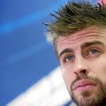 Gerard Piqué se pasó ayer por la sala de prensa de la ciudad deportiva azulgrana