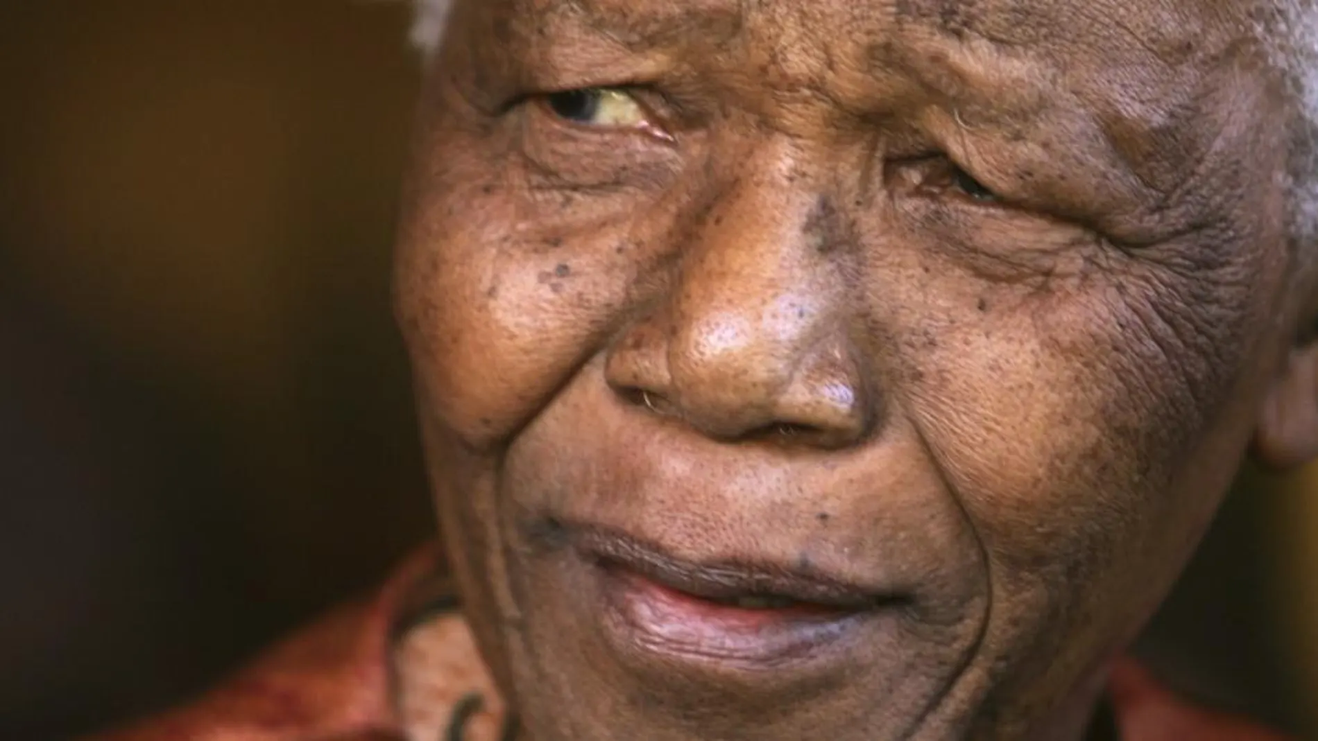 Mandela, en una imagen de 2004