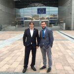 Carles Puigdemont y Toni Comín frente al Parlamento Europeo
