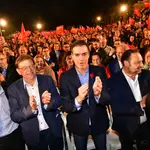  El miedo a Vox marca el cierre de campaña de Puig y Sánchez