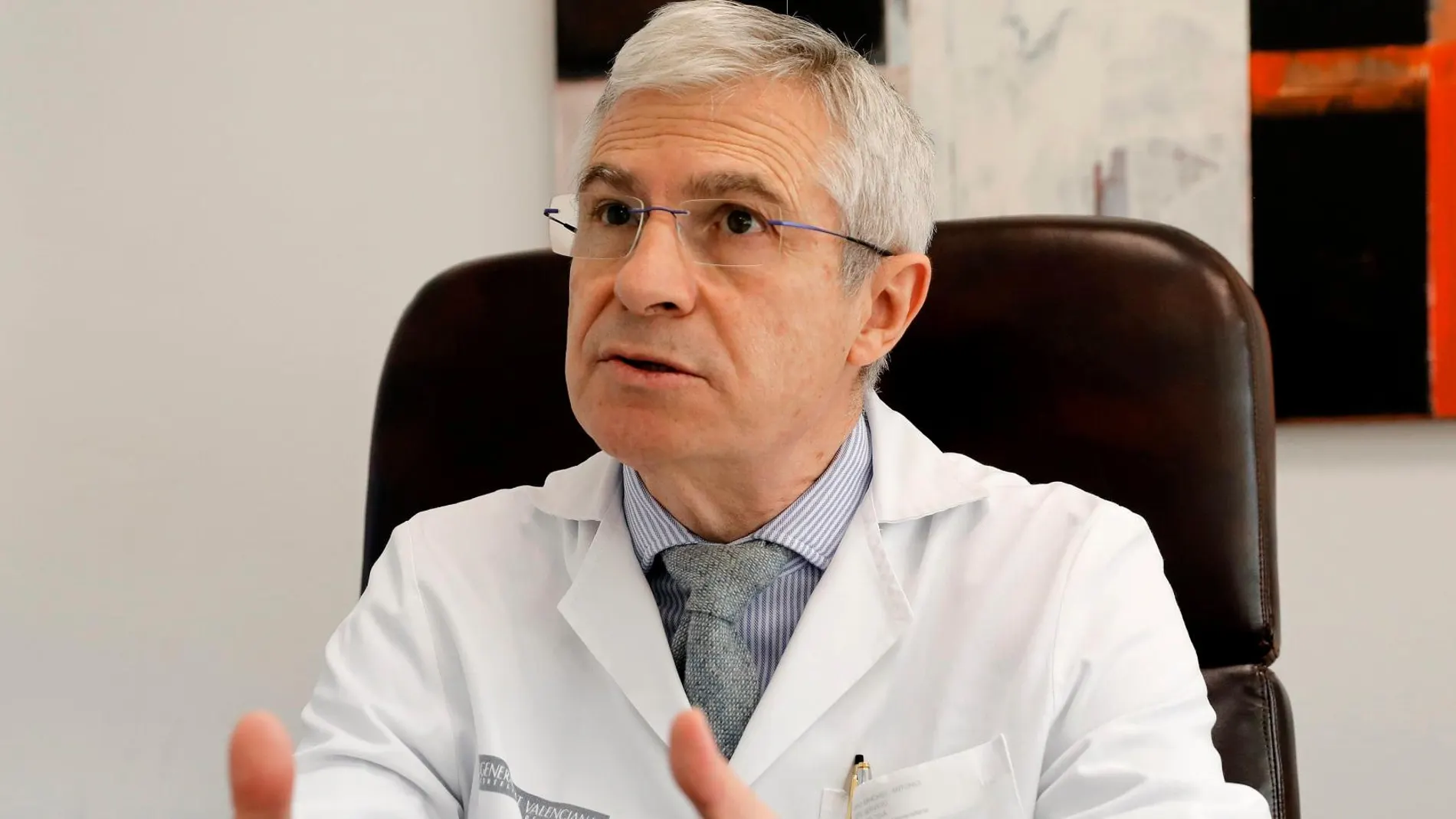 El doctor Antonio Cano, nuevo presidente electo de la Sociedad Europea de Menopausia y Andropausia. Cano es el primer español en ocupar este cargo, afirma que la menopausia actual «no tiene nada ver» con la del siglo XX. EFE
