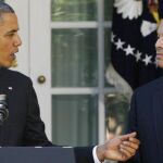 El presidente estadounidense Barack Obama junto a Jeh Johnson, nominado para hacerse cargo del Departamento de Seguridad Nacional (DHS)