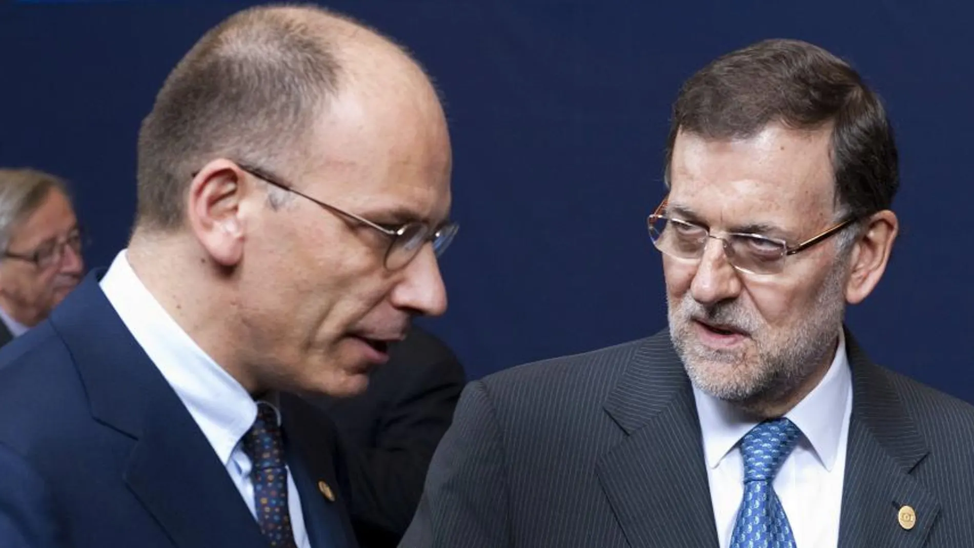 Mariano Rajoy conversa con el primer ministro de Italia, Enrico Letta