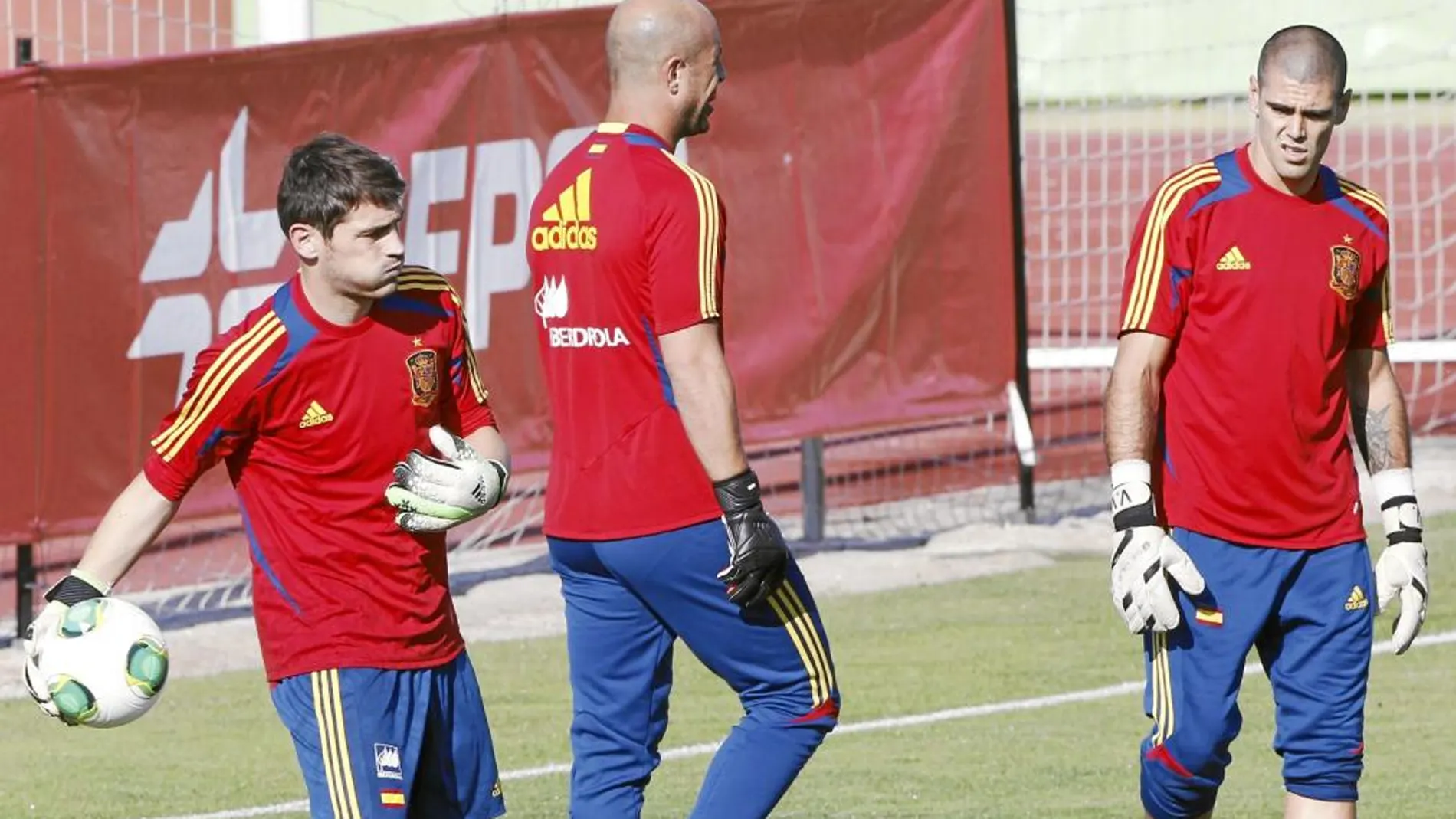 Casillas, suplente con Del Bosque
