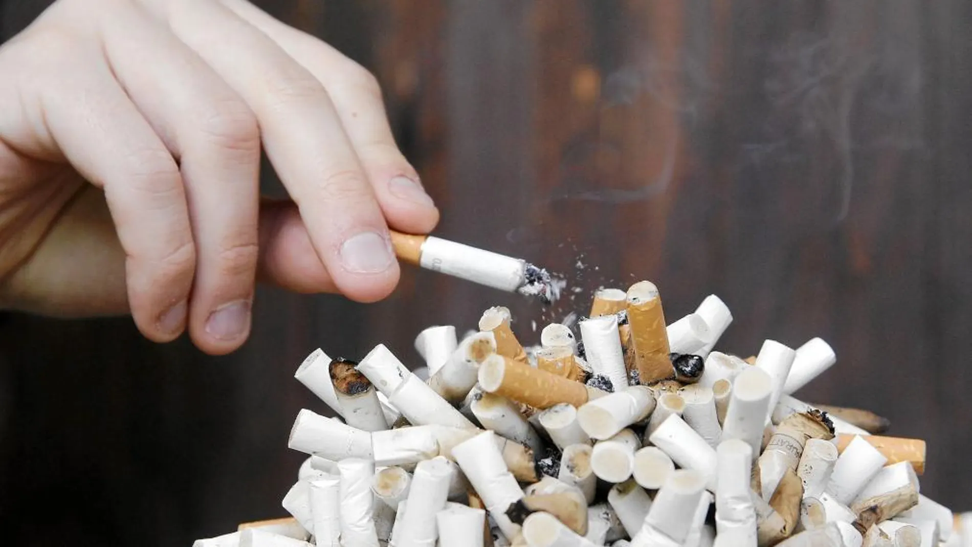60.000 españoles pierden la vida cada año por el tabaco, según sociedades sanitarias