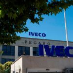 Vista de la sede de la empresa Iveco en San Fernando de Henares. EFE/FERNANDO VILLAR