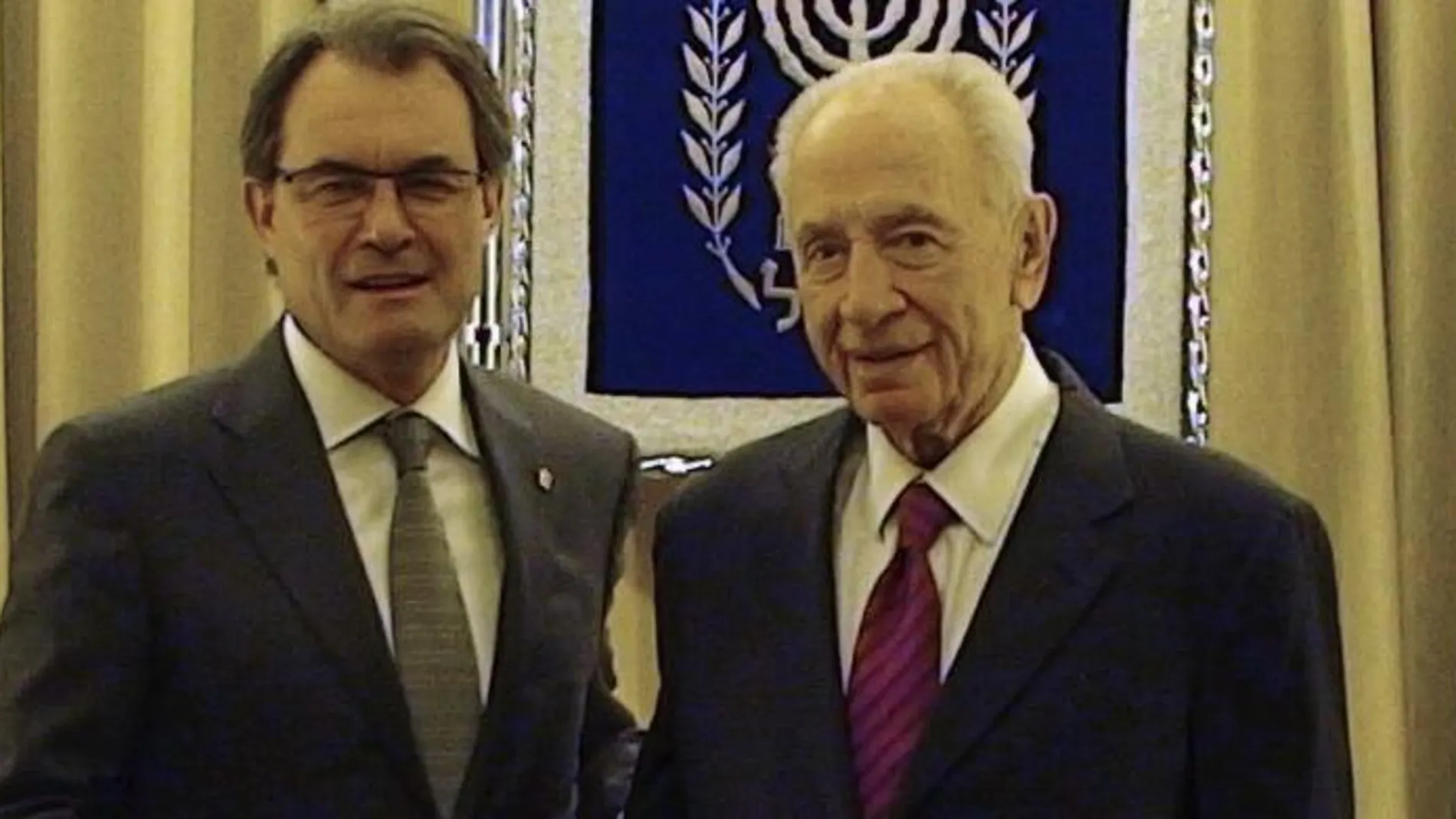 El presidente de la Generalitat, Artur Mas, con el presidente de Israel, Simón Peres