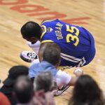 El vídeo del bochorno: la alegría de los fans de los Raptors tras la lesión de Durant