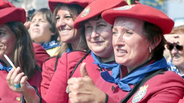 La elección de la «txupinera» ha elevado la tensión en las fiestas de Bilbao
