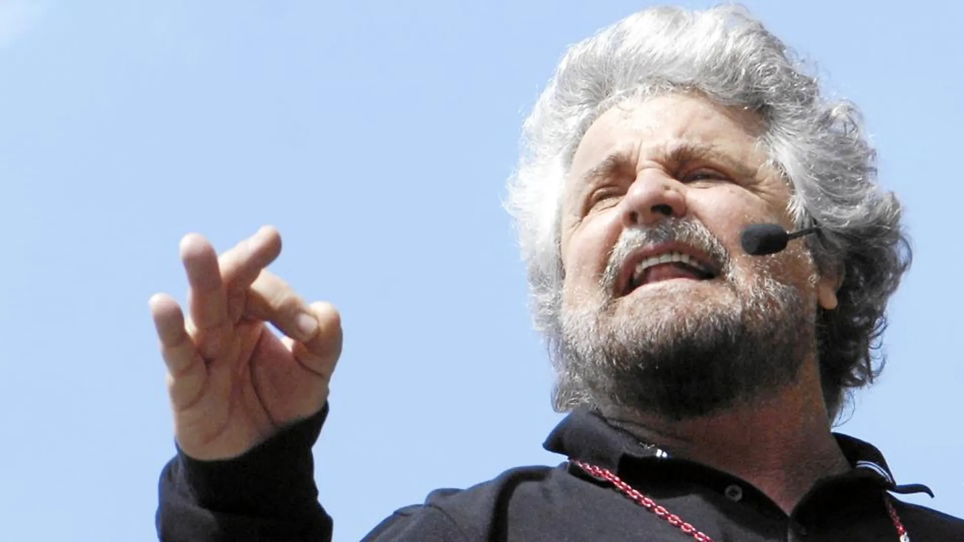 Beppe Grillo durante una manifestación en Turín