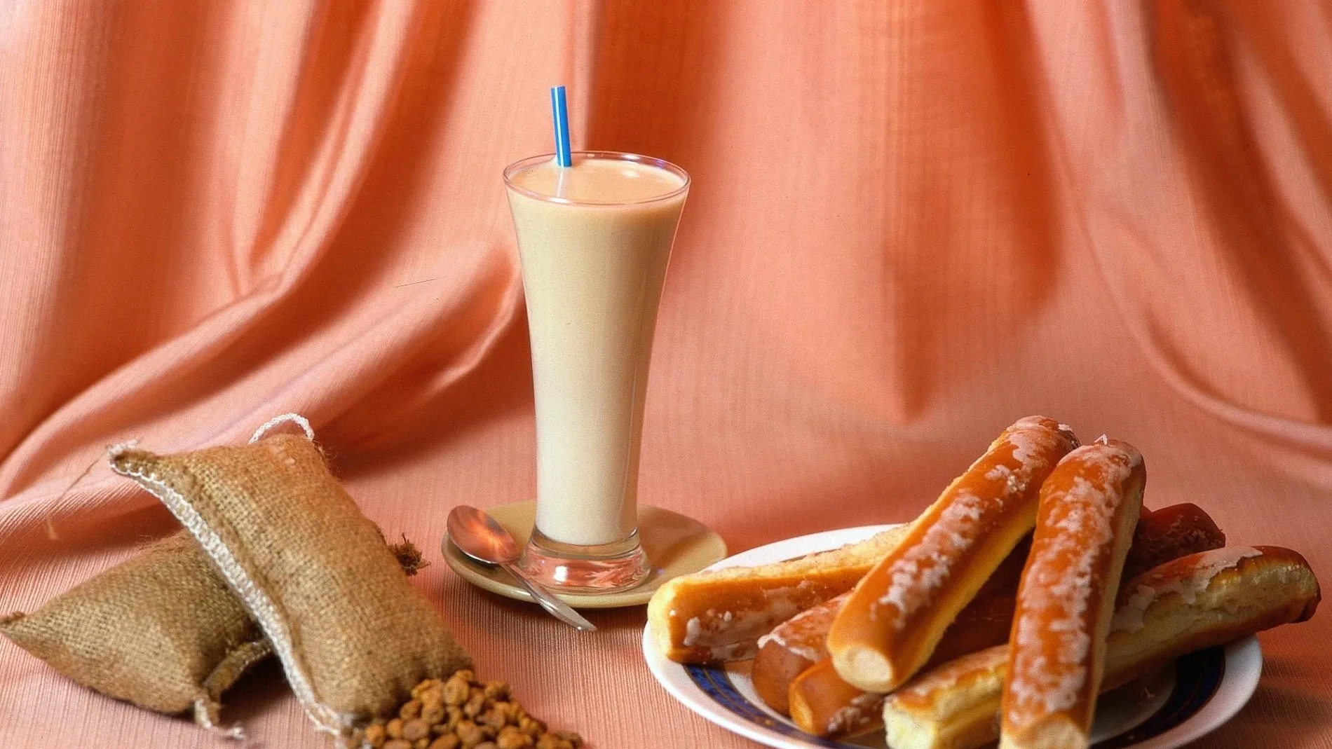 El consumo de la horchata se asocia a terrazas y bares