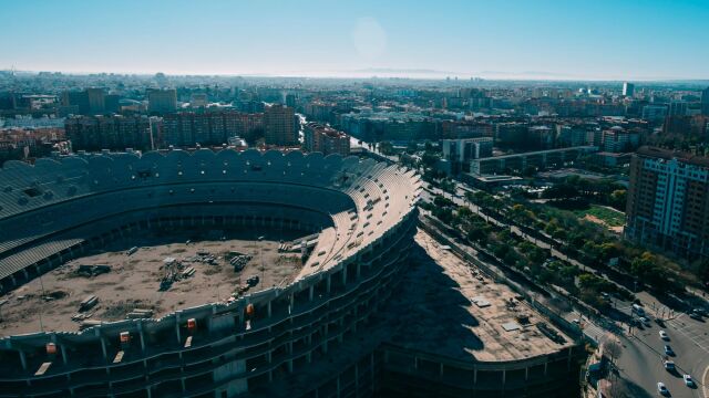 Las obras del nuevo Mestalla, situado en el barrio de Benicalap, se paralizaron en febrero de 2009