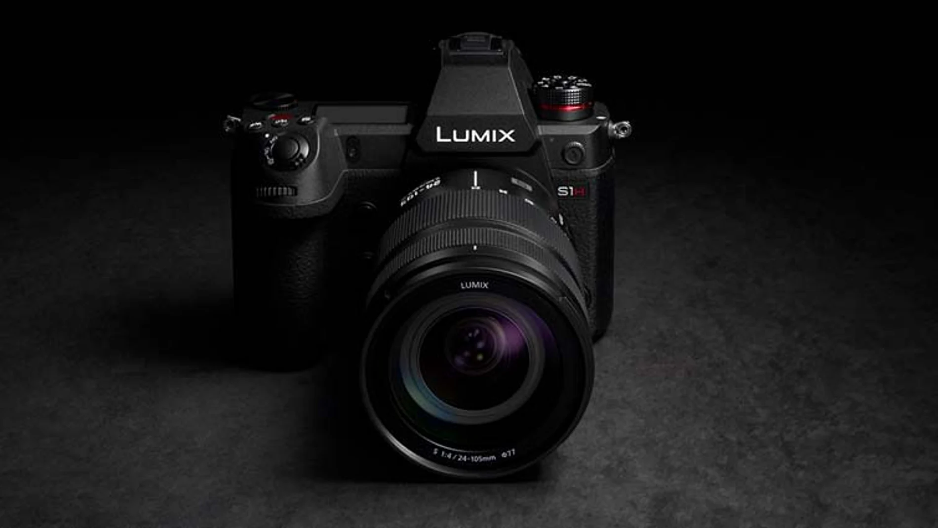 En tamaño compacto, la Panasonic LUMIX S1H ofrece calidad de vídeo profesional en 6K.