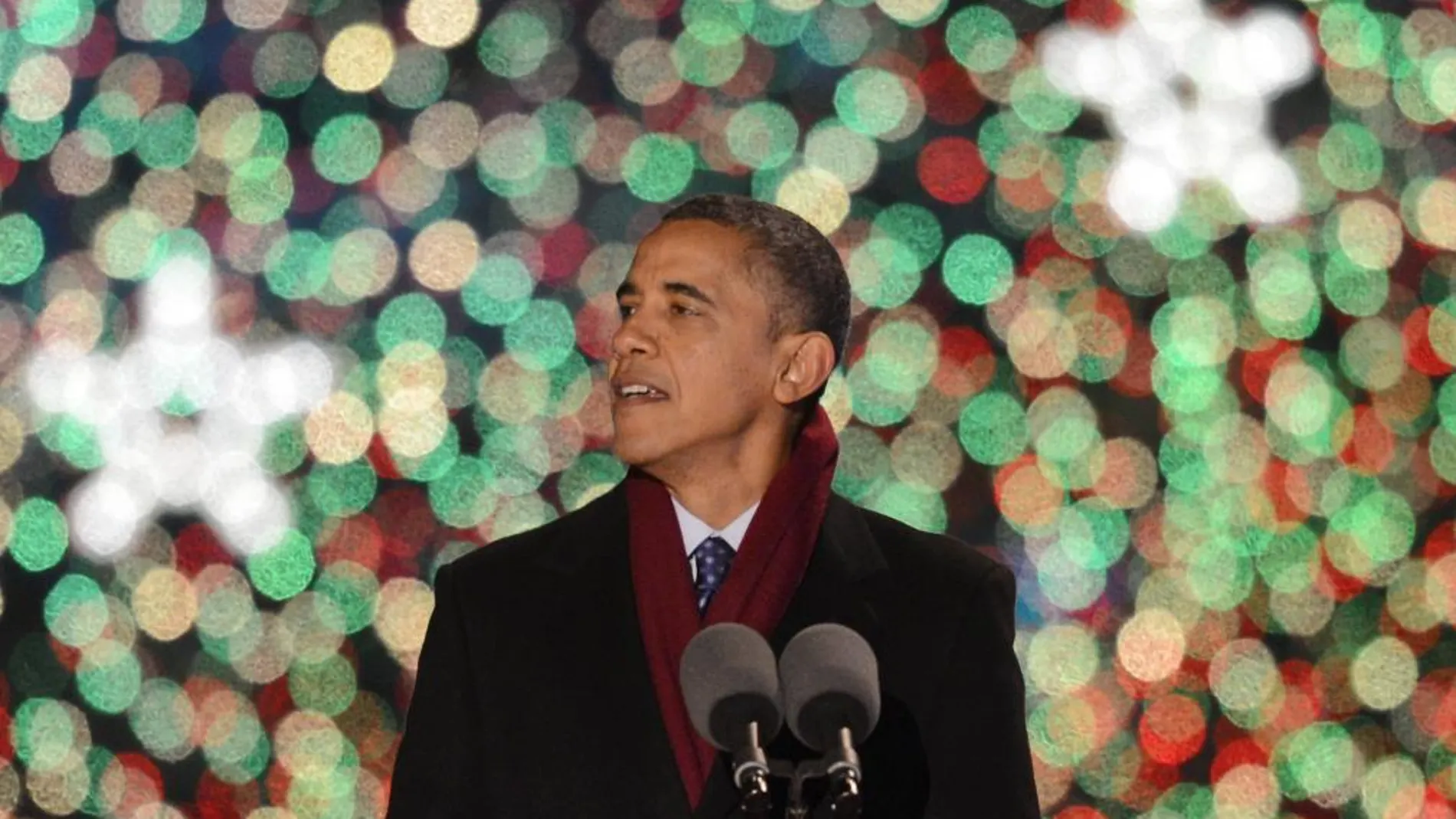 El presidente de Estados Unidos, Barack Obama, pronuncia un discurso durante el encendido del Árbol Nacional de Navidad el jueves 6 de diciembre de 2012