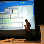 El arquitecto José Miguel Segarra, durante un momento de la presentación
