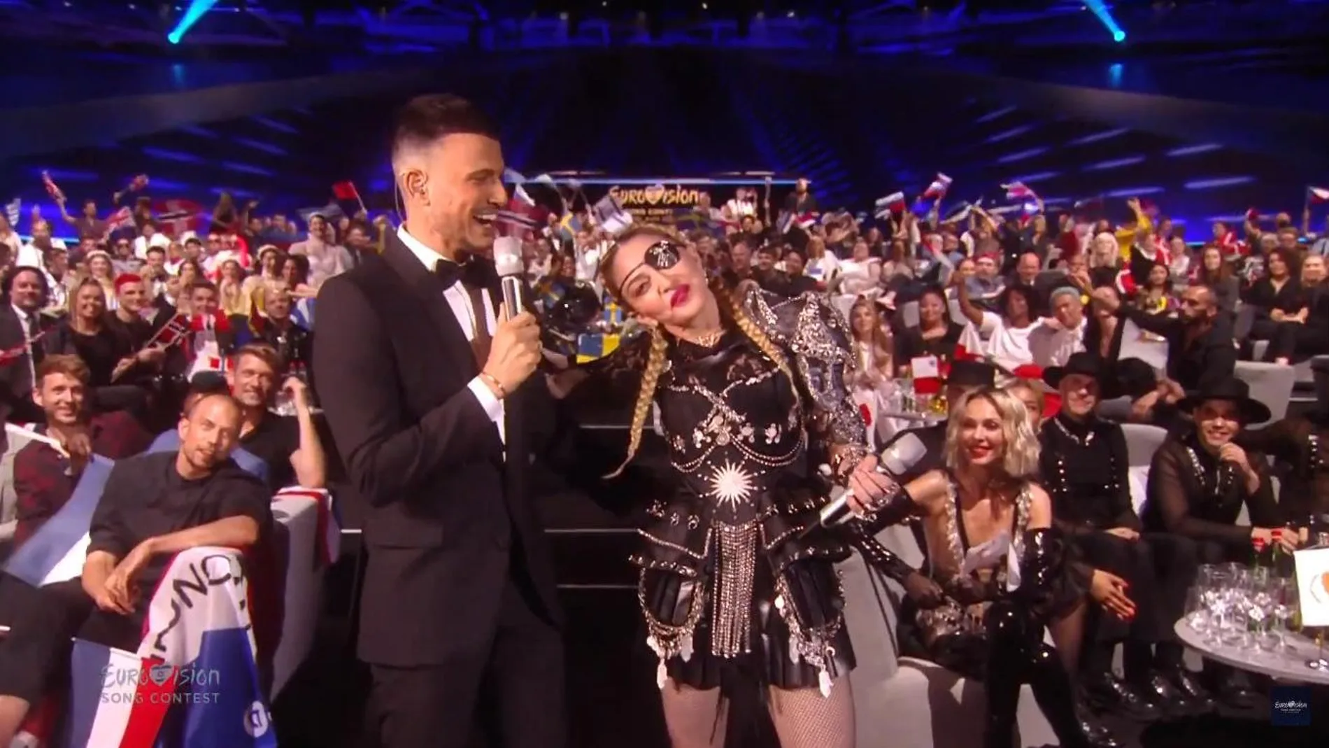 En la pequeña entrevista, Madonna animó a los participantes de Eurovisión 2019
