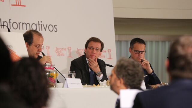 Almeida durante el desayuno informativo organizado por Executive Forum