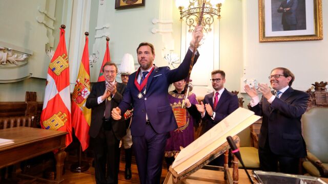 Óscar Puente, elegido alcalde en la constitución del Ayuntamiento de Valladolid