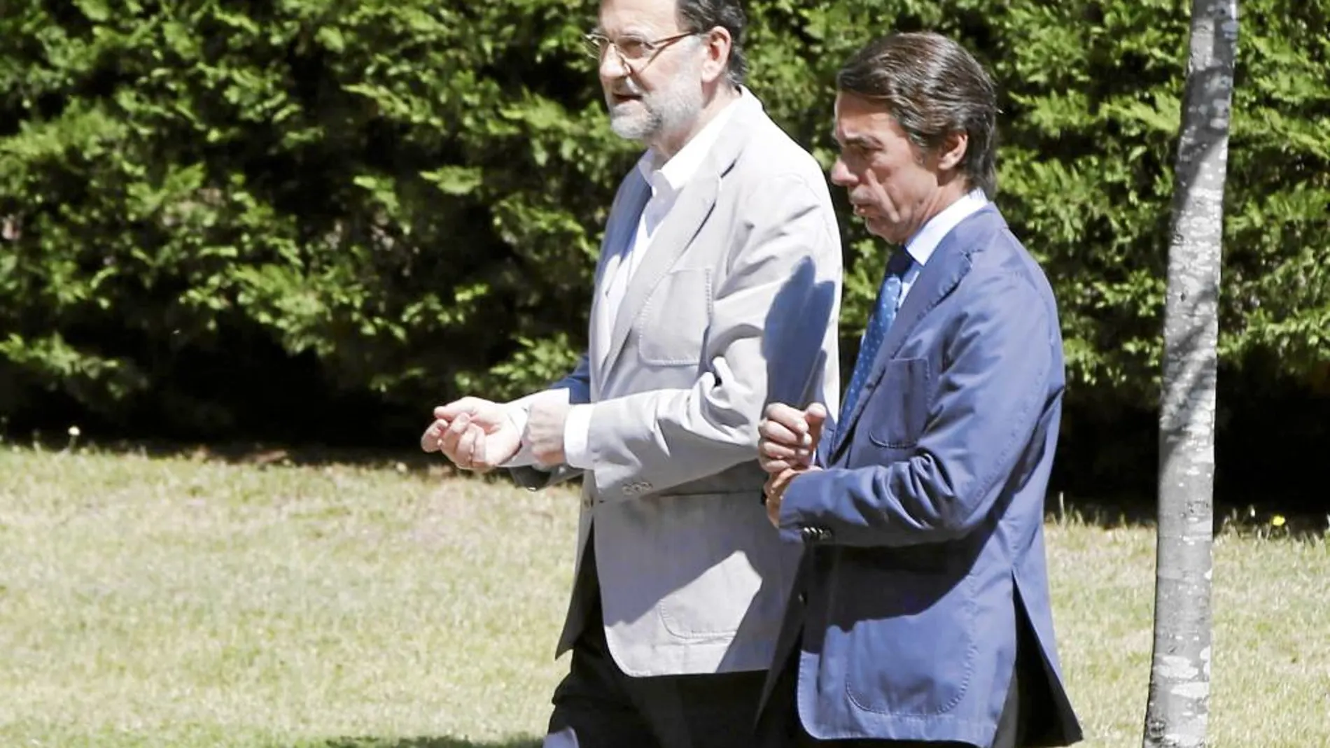 José María Aznar y Mariano Rajoy, en una imagen de archivo