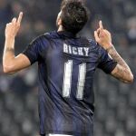 Ricky Álvarez celebra su gol ante el Udinese