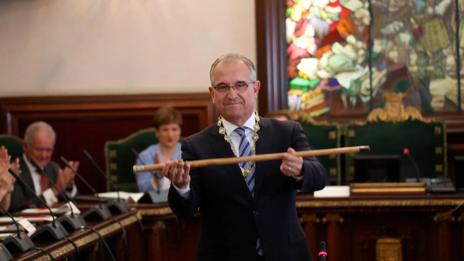 Enrique Maya (Navarra Suma), de nuevo alcalde de Pamplona/Ep