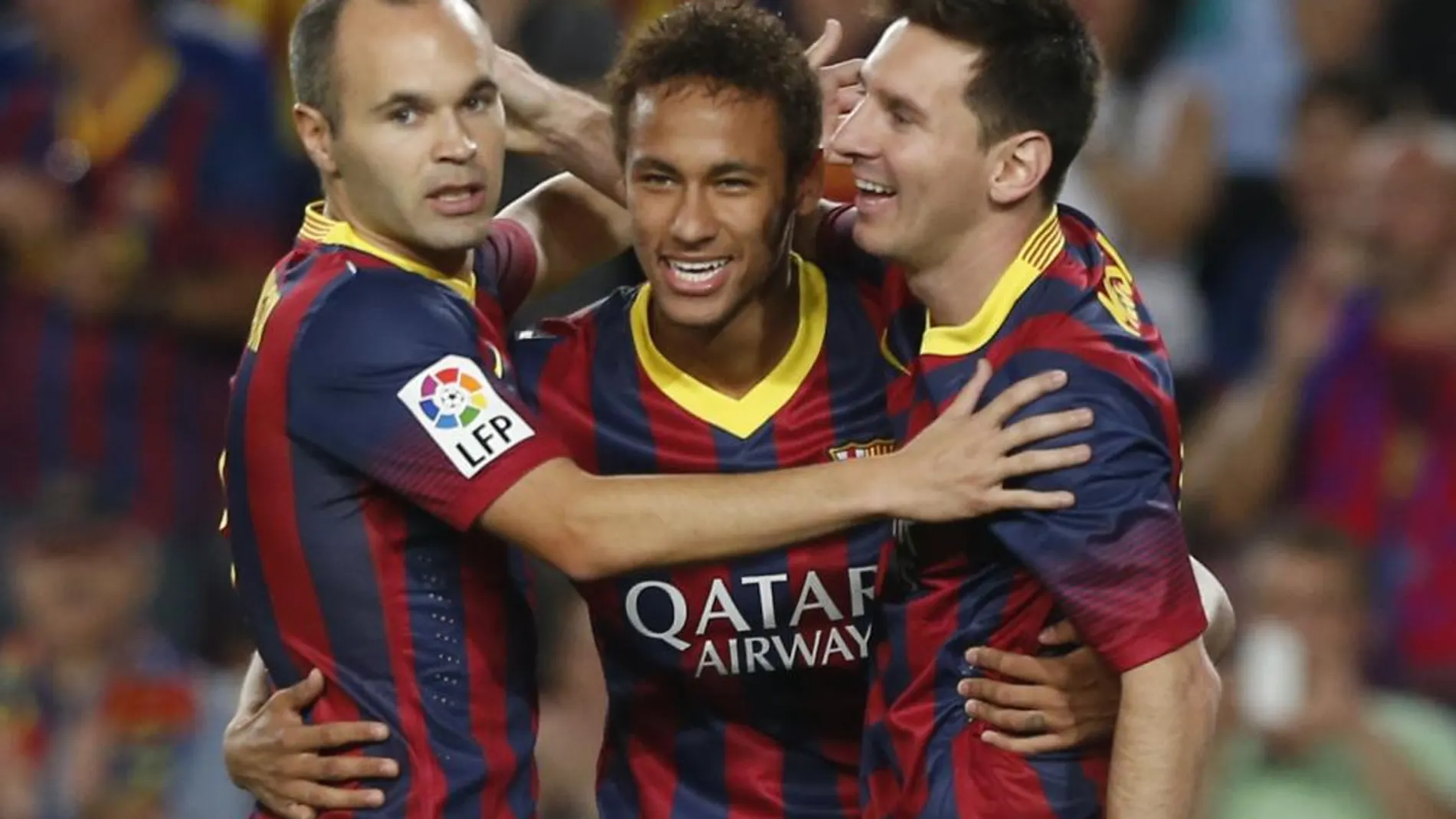 Iniesta, Neymar y Messi formarán mañana, posiblemente juntos, frente al Milan