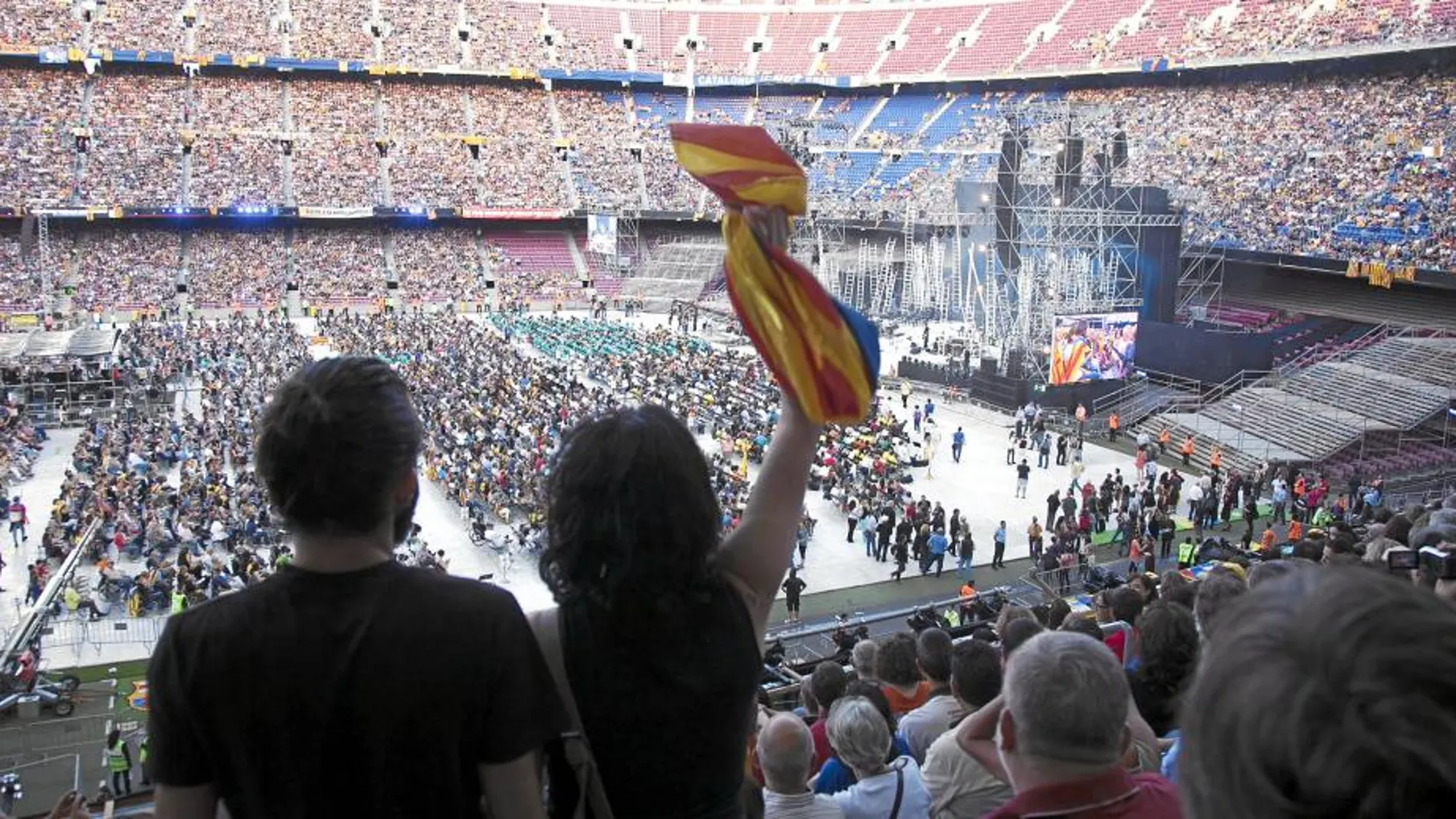 El Camp Nou acogió ayer el «concierto por la libertad», un acto pensado para dar alas al proceso sobera- nista en Cataluña